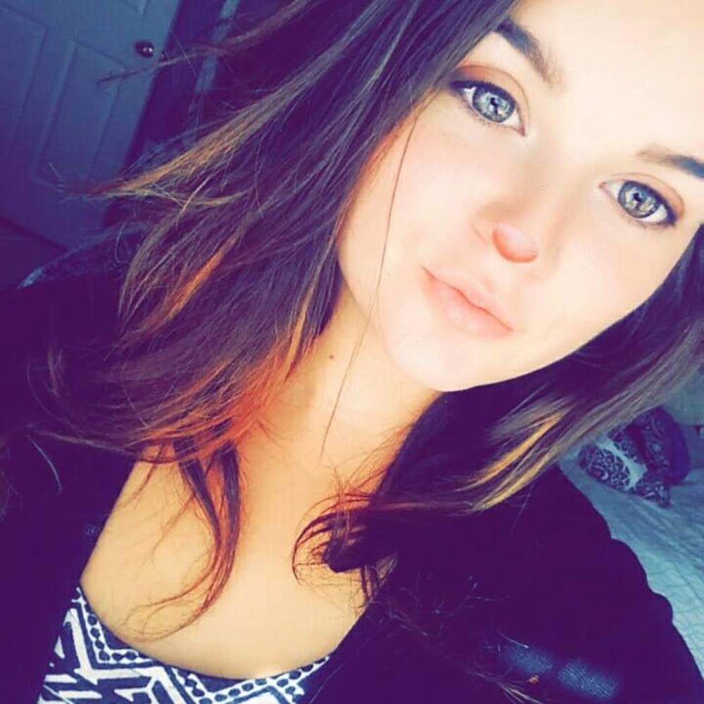 Meet your Posher, Brianna